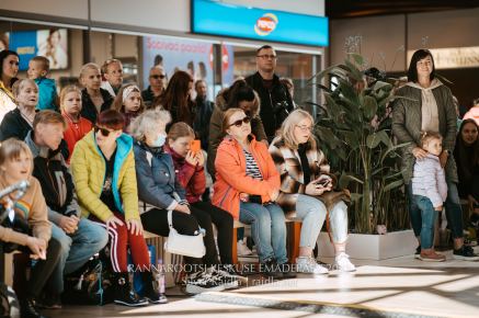 Rannarootsi_keskuse_emadepaev_2022_-_036_Silver_Raidla