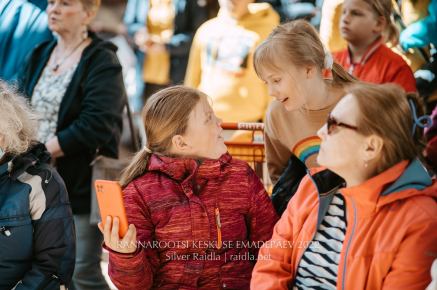 Rannarootsi_keskuse_emadepaev_2022_-_048_Silver_Raidla