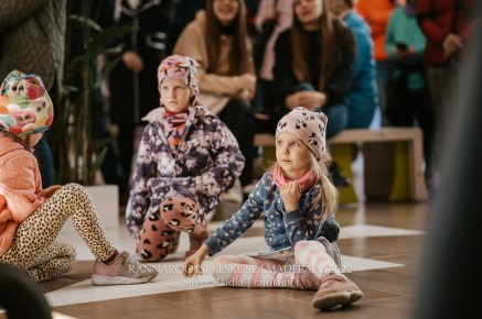 Rannarootsi_keskuse_emadepaev_2022_-_057_Silver_Raidla